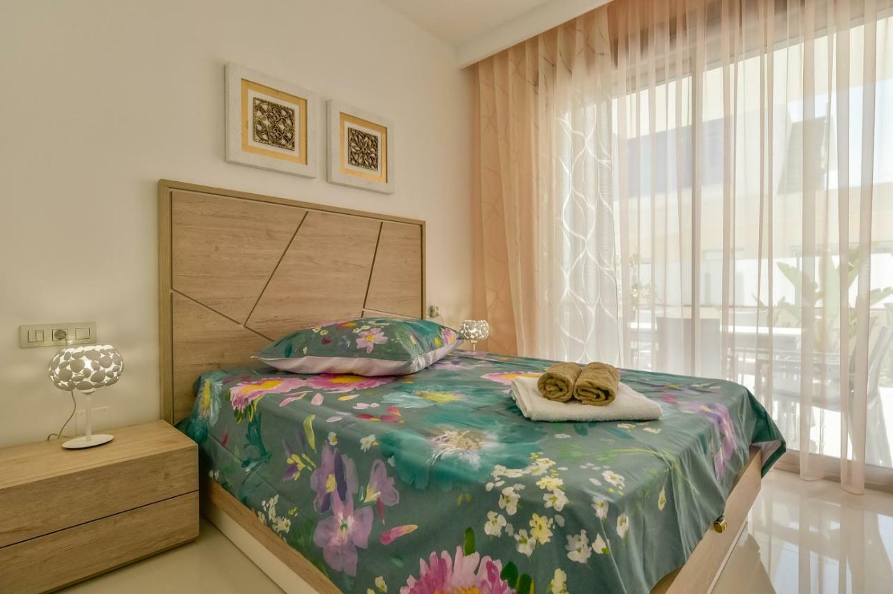 Casa Mazal, Lujosa Villa Independiente A 150M Del Mar Pilar de la Horadada Luaran gambar