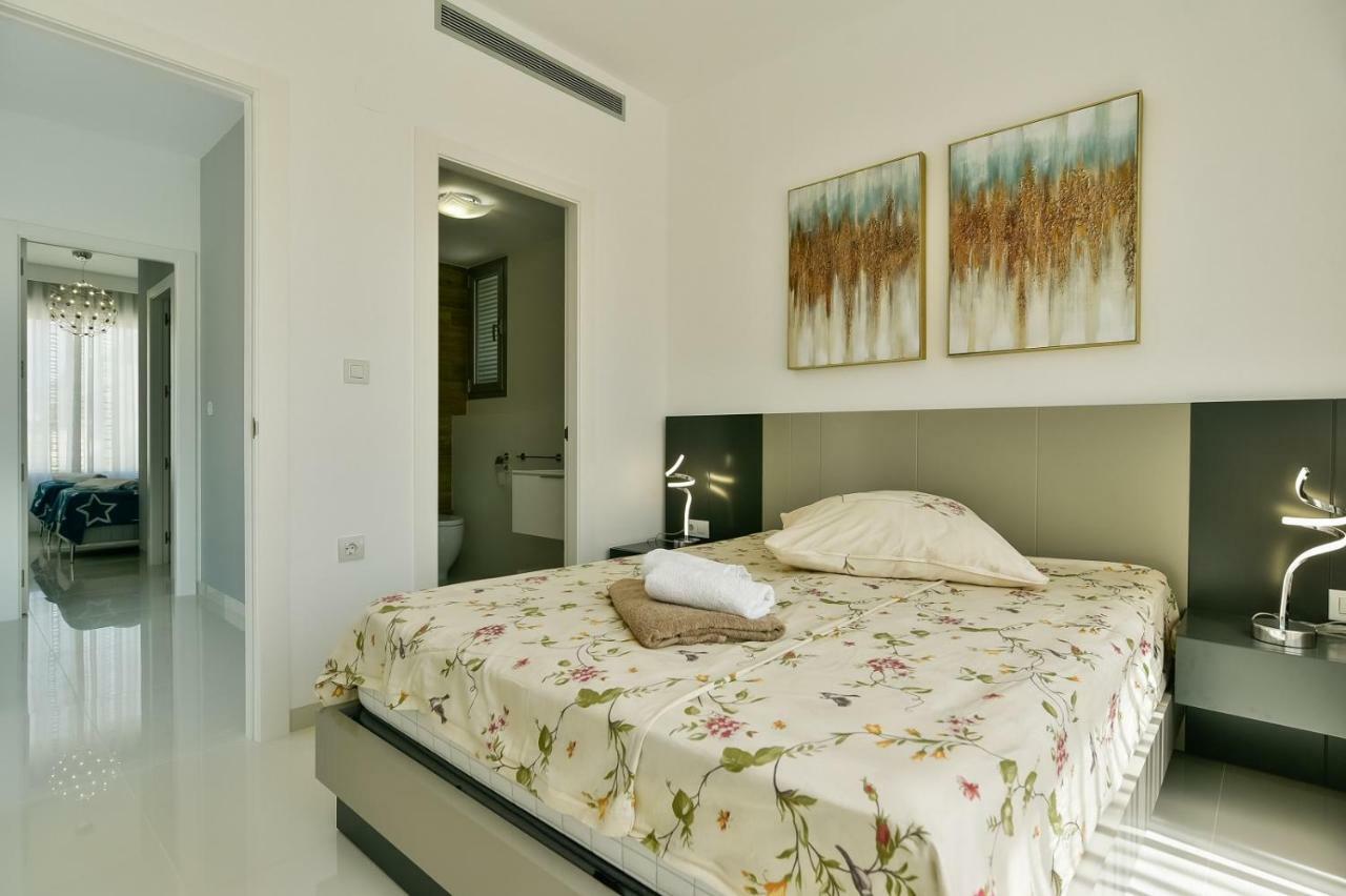 Casa Mazal, Lujosa Villa Independiente A 150M Del Mar Pilar de la Horadada Luaran gambar